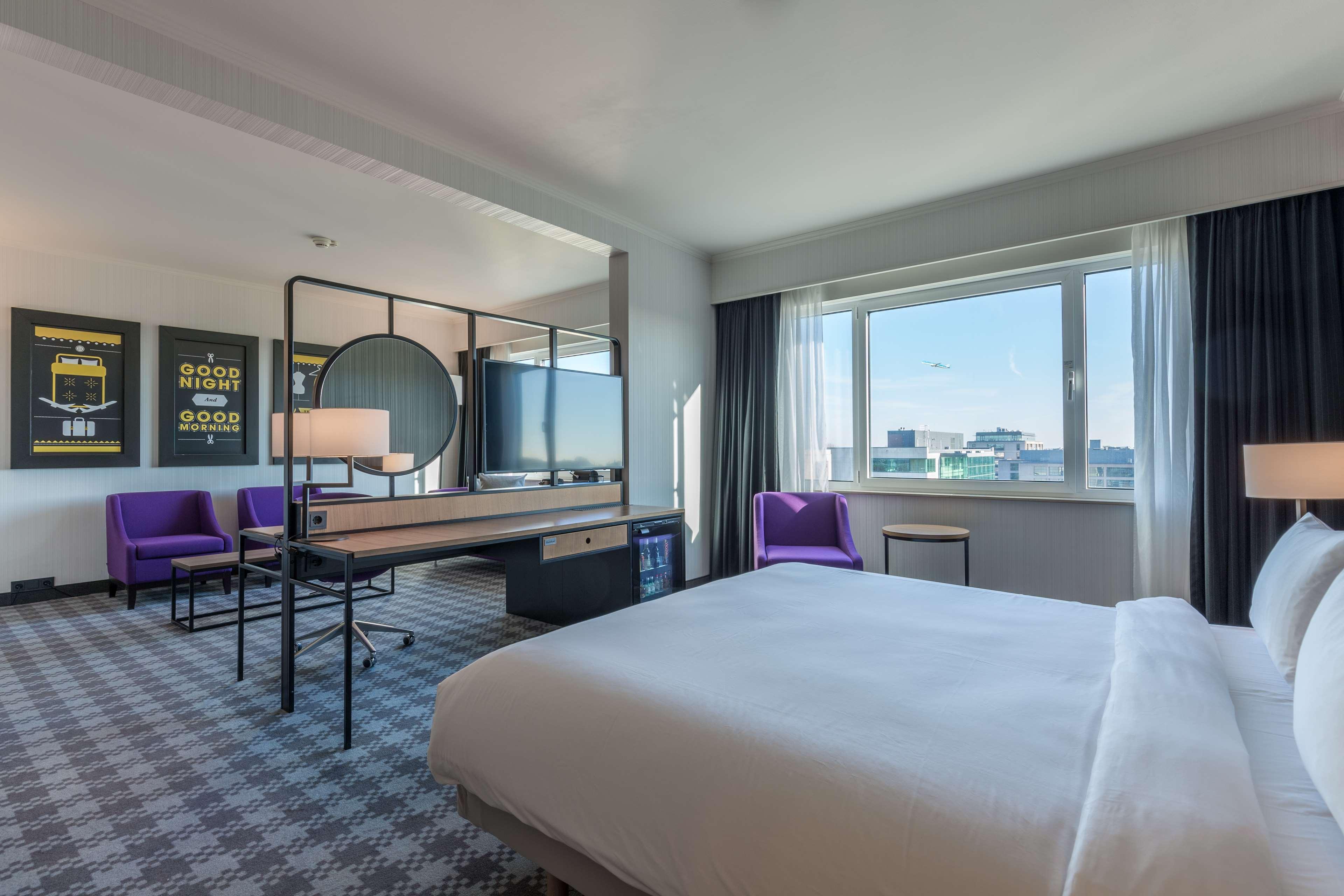 โรงแรมเรดิสัน บลู อัมสเตอร์ดัมแอร์พอร์ต Amsterdam Airport Schiphol ภายนอก รูปภาพ